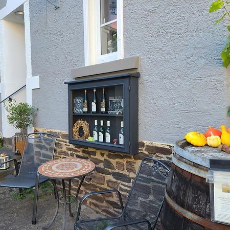 Weingut Matthias Dauns Apartment Райл Екстериор снимка