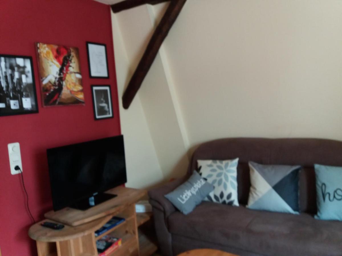 Weingut Matthias Dauns Apartment Райл Екстериор снимка