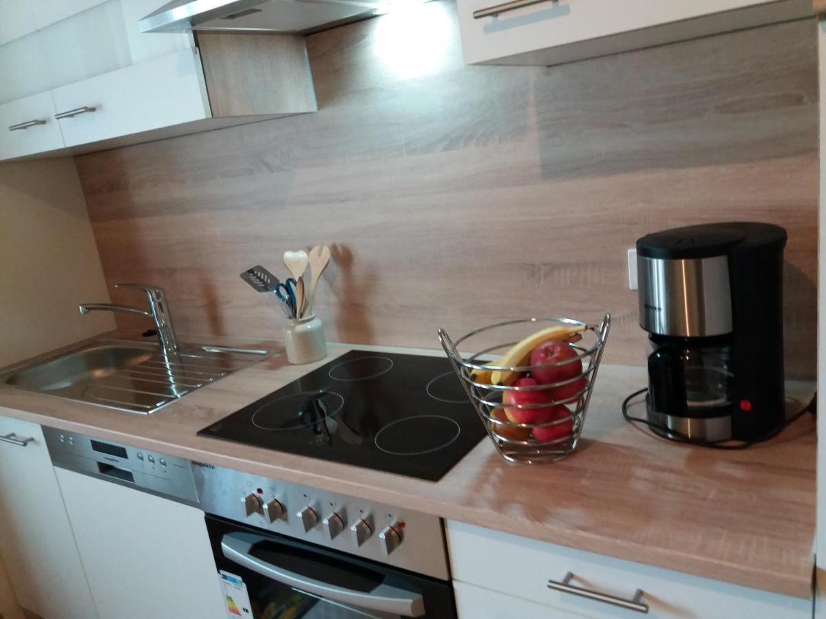 Weingut Matthias Dauns Apartment Райл Екстериор снимка